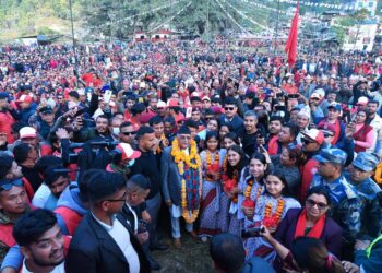 देश बनाउने काम एमाले बाहेकले गर्न सक्दैन: ओली